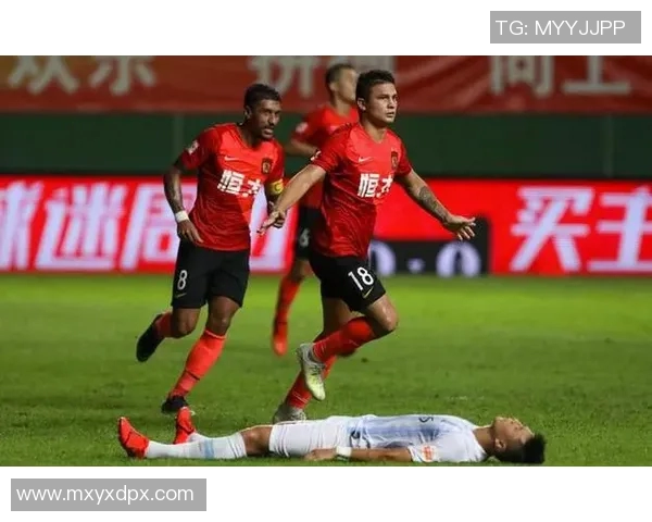 恒大主场迎战香港东方全力争胜力争晋级决赛 恒大主场迎战香港东方全力争胜力争晋级决赛